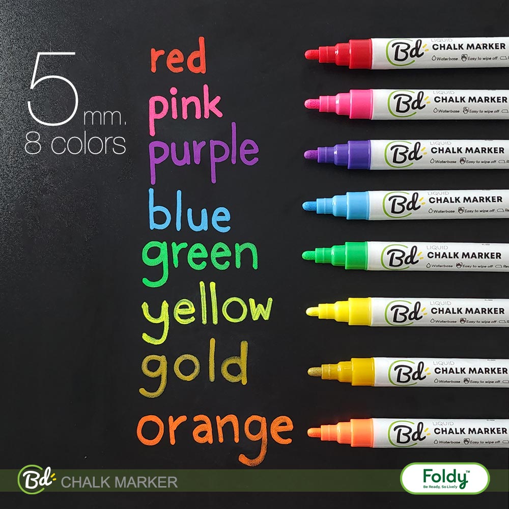 ChalkMarker-setColor_L02 | แฟ้มเมนู Foldy ( Menu1Folder ) Eight Bd chalk markers in red, pink, purple, blue, green, yellow, gold, and orange on a dark board, with color names written beside them.